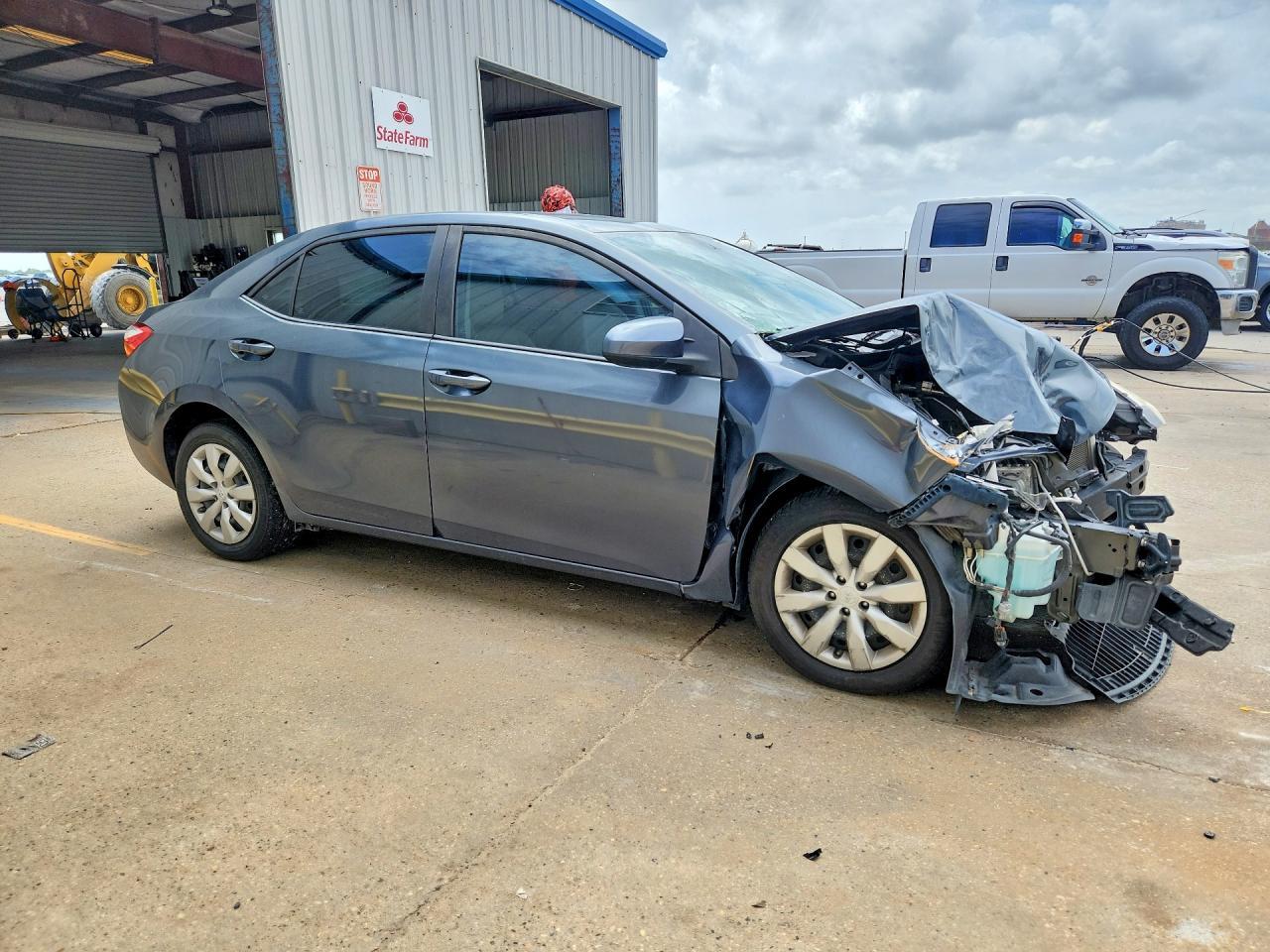 2016 Toyota Corolla Le - Фото 4