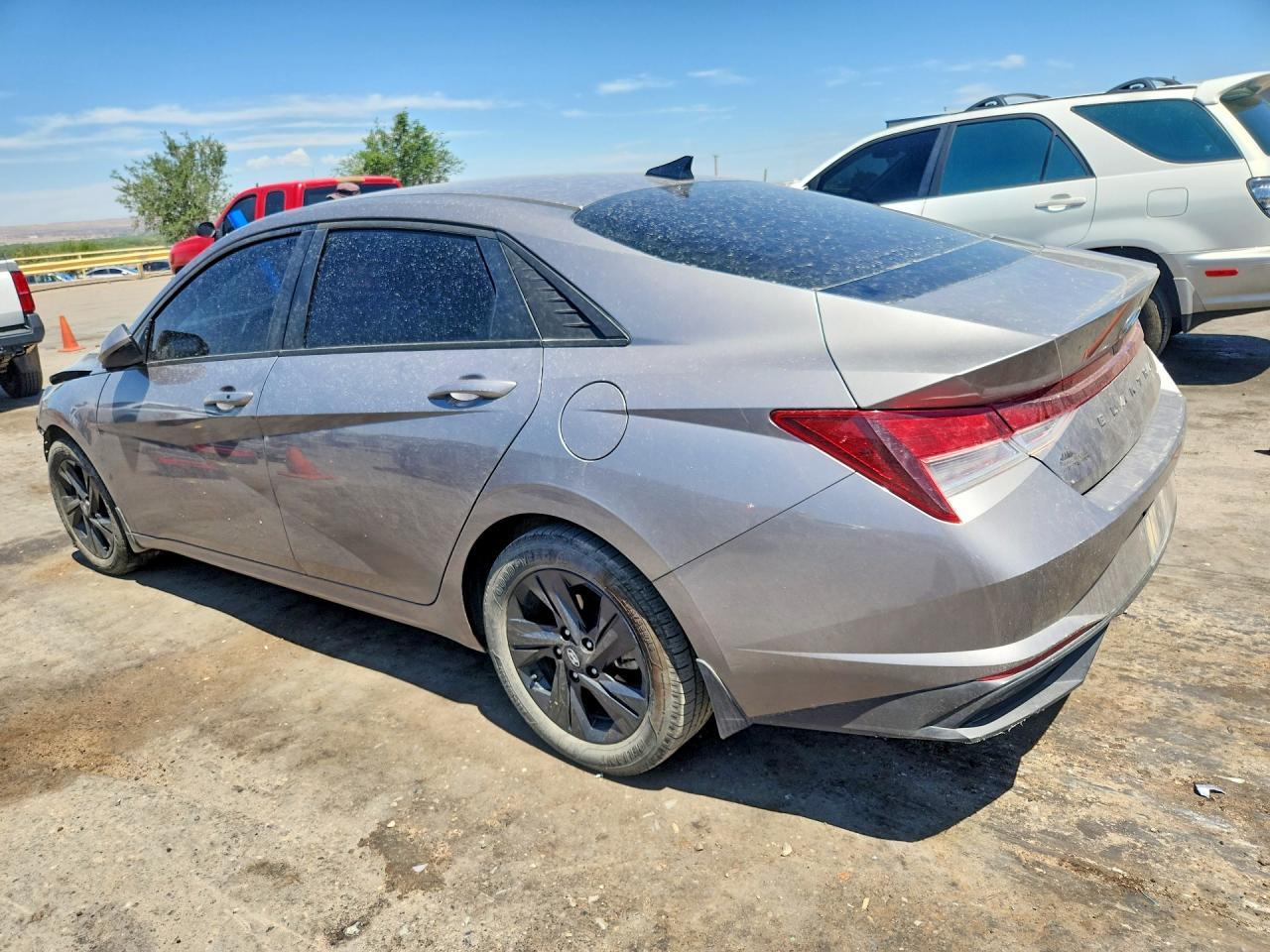2023 Hyundai Elantra Sel - Фото 2