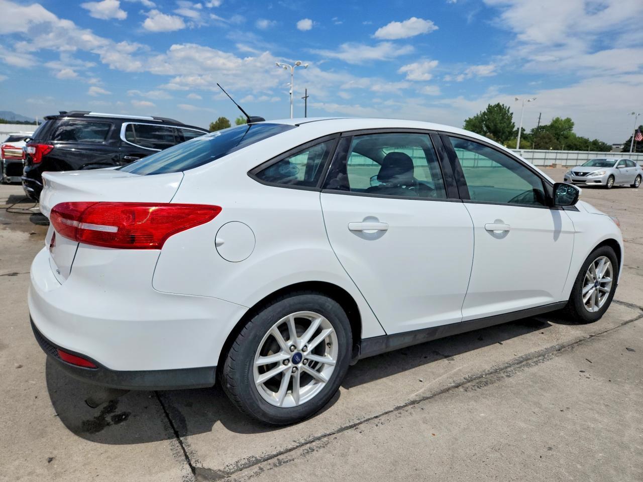 2016 Ford Focus Se - Фото 3