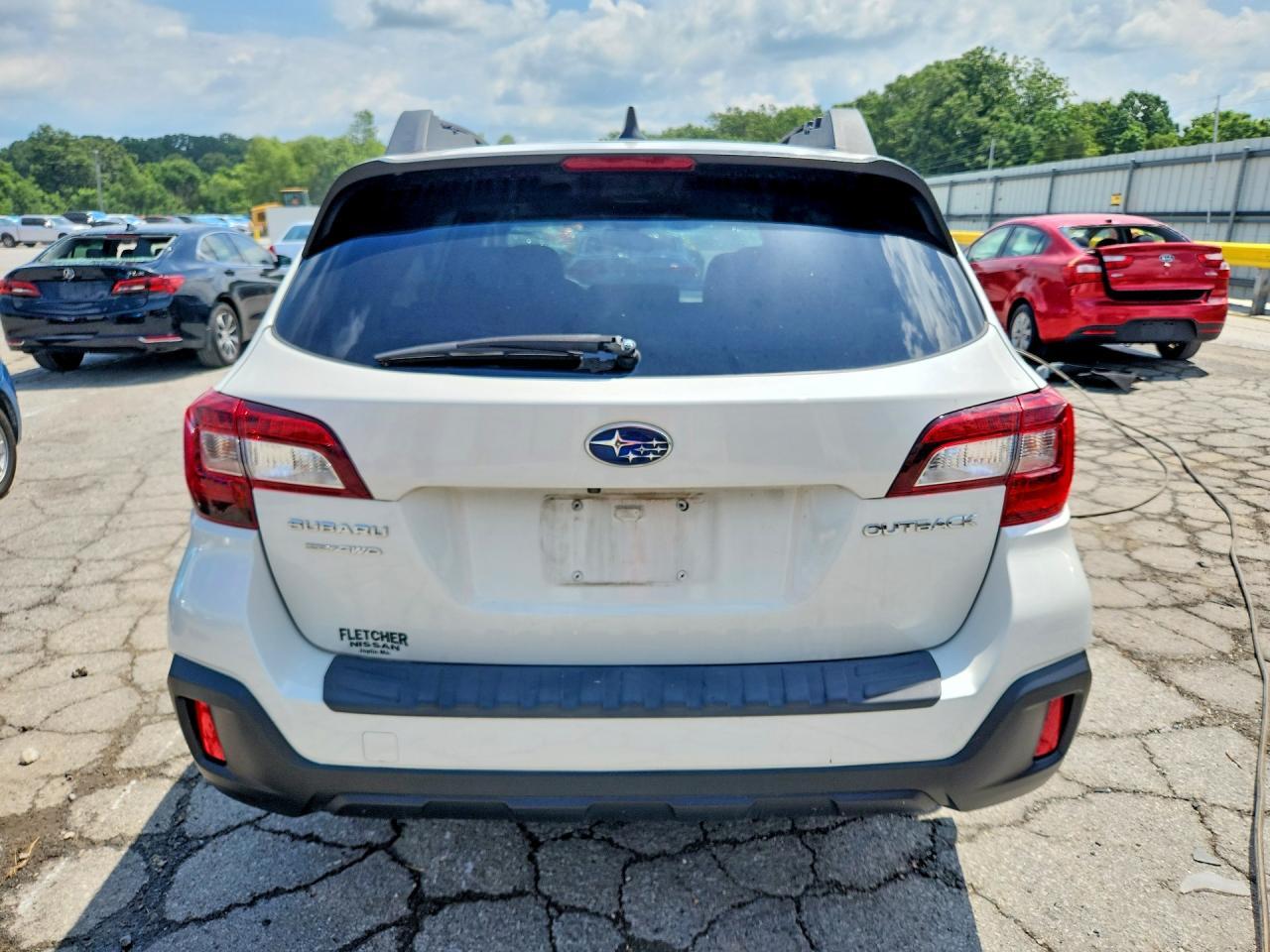 2018 Subaru Outback 2.5I Premium - Image 6