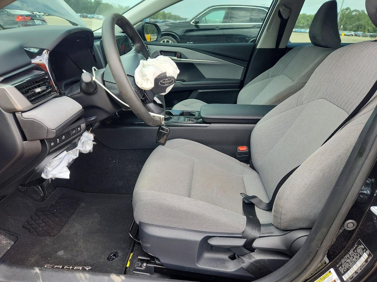 2026 Toyota Camry Le - Image 7