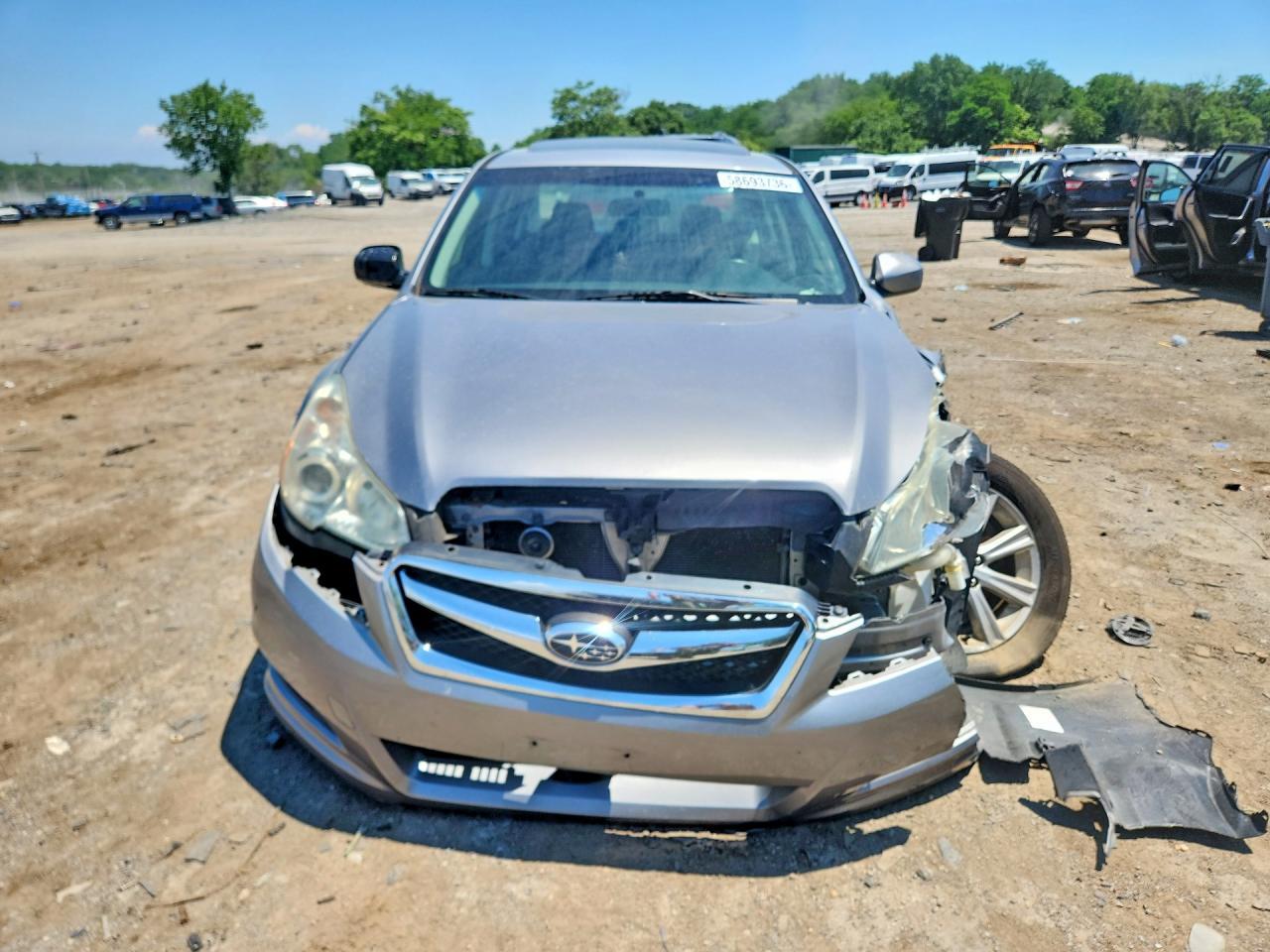 2010 Subaru Legacy 2.5I Premium - Image 5