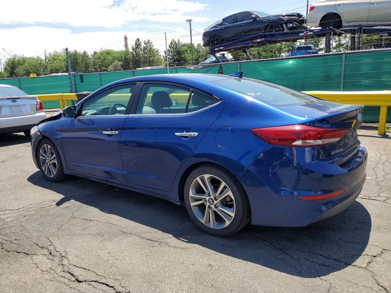 2017 Hyundai Elantra Limited - Image 2