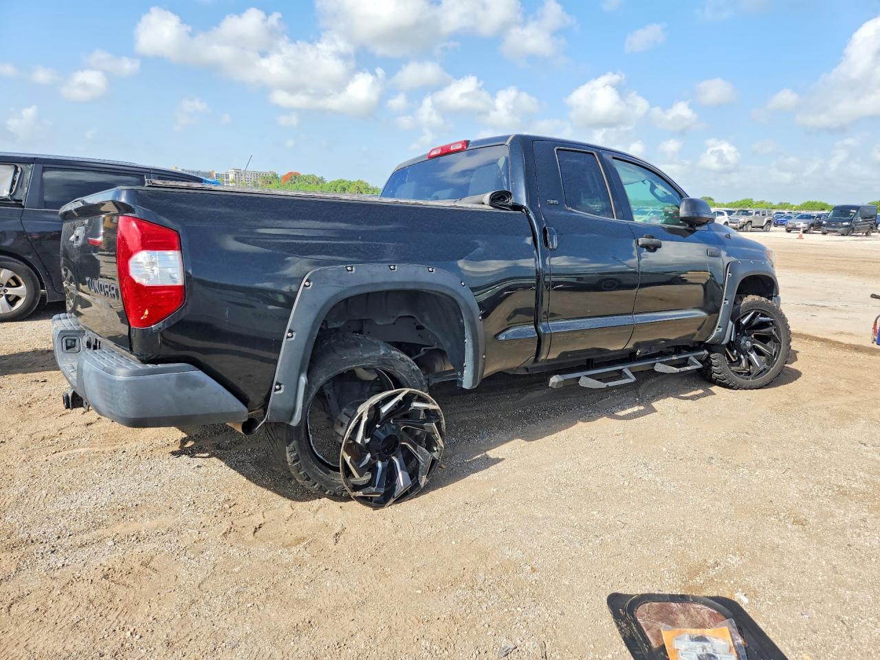2019 Toyota Tundra Sr - Фото 3