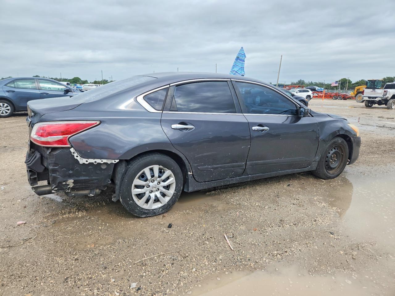 2014 Nissan Altima 2.5 S - Фото 3