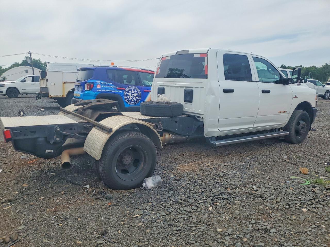 2022 Ram 3500 - Image 3