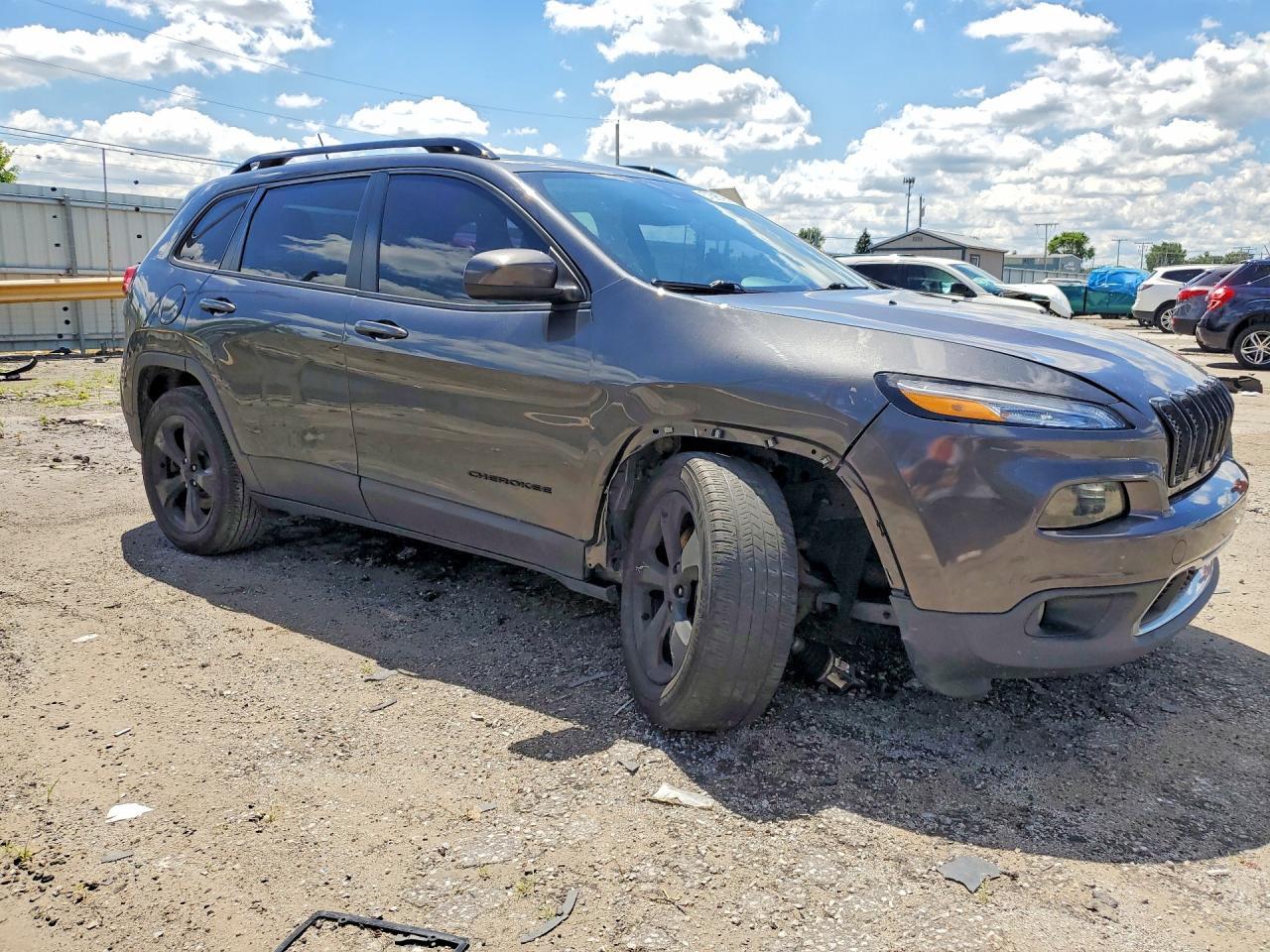 2015 Jeep Cherokee Latitude - Image 4
