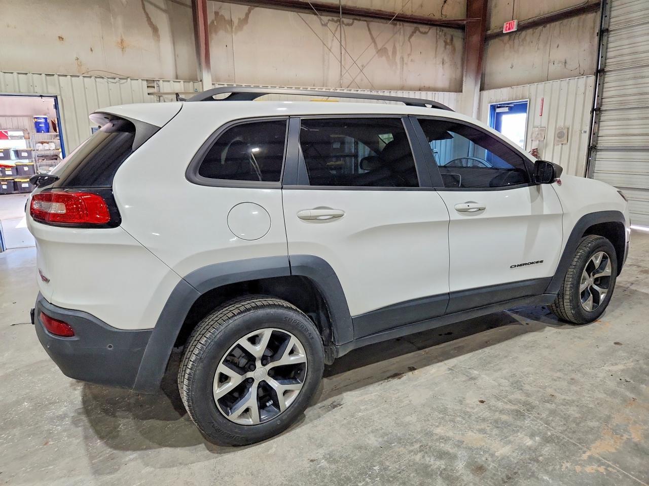 2016 Jeep Cherokee Trailhawk - Фото 3