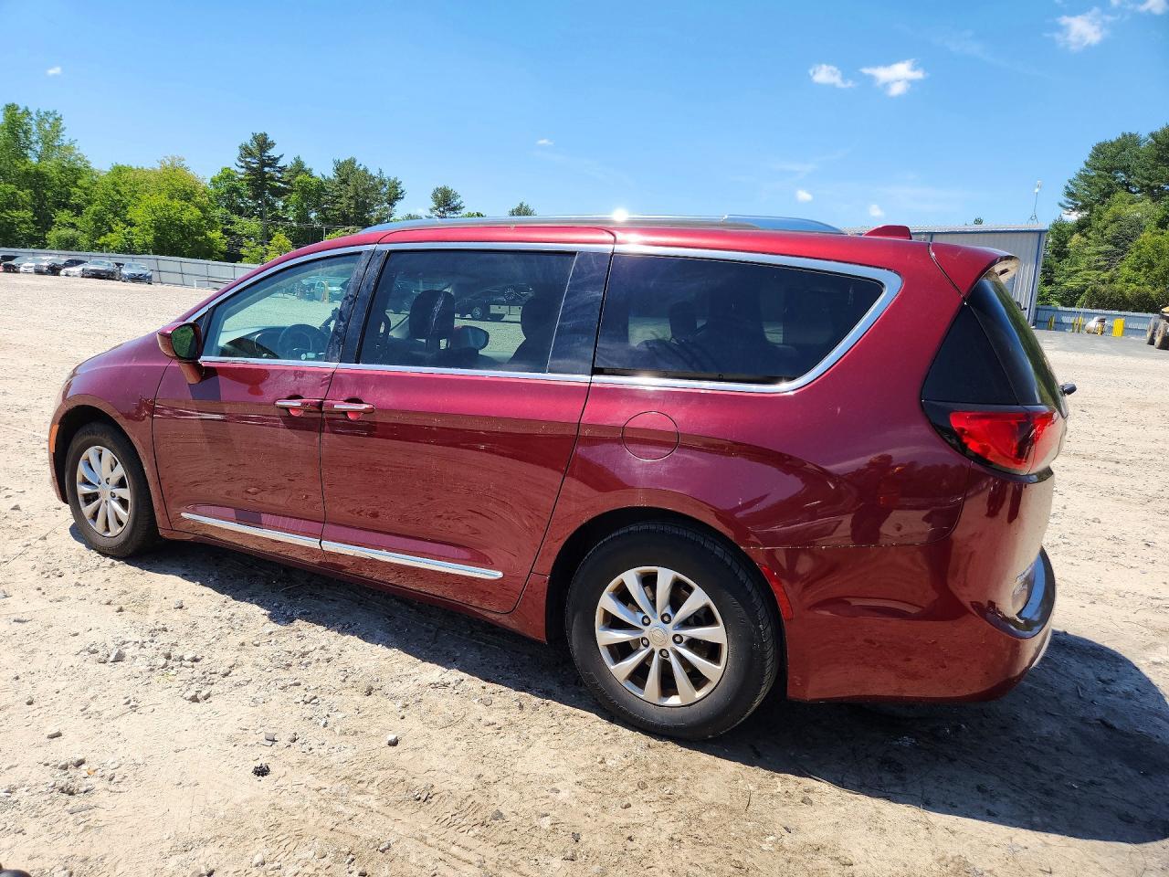 2018 Chrysler Pacifica Touring L Plus - Image 2