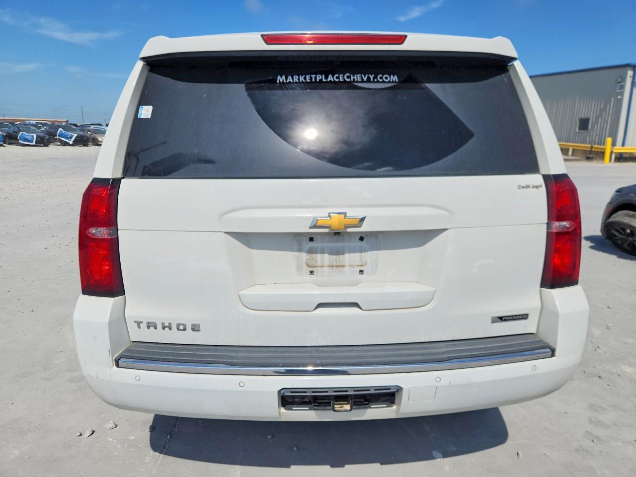 2018 Chevrolet Tahoe C1500 Premier - Image 6