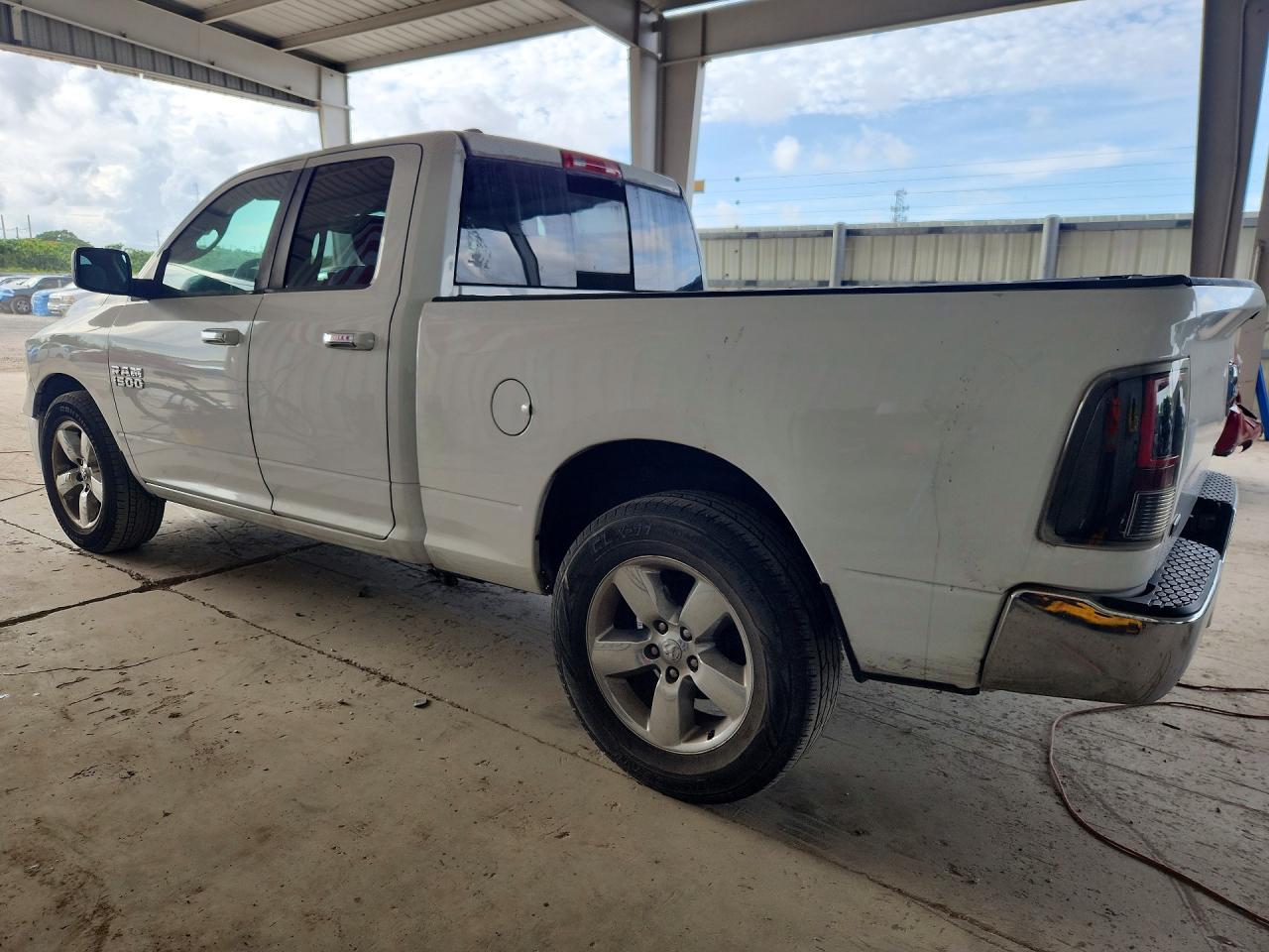 2016 Ram 1500 Slt - Фото 2