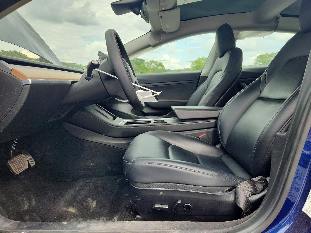 2021 Tesla Model 3 - Фото 7