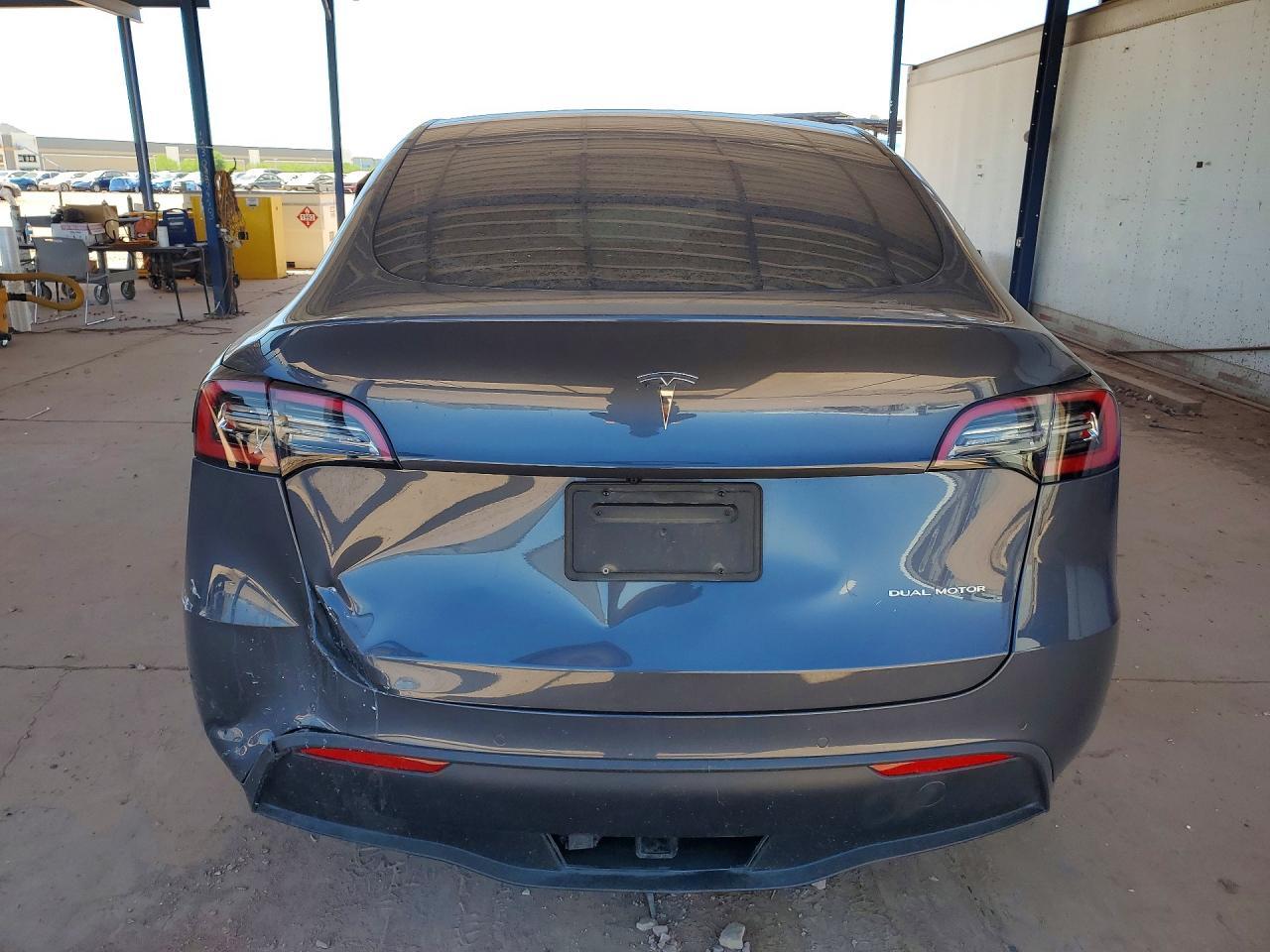 2022 Tesla Model Y - Фото 6