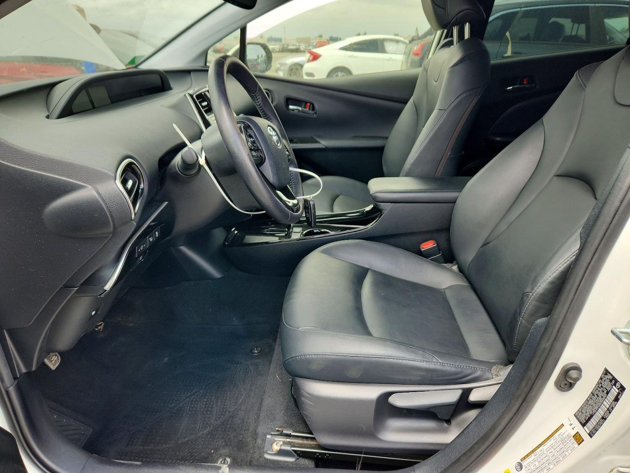2019 Toyota Prius Xle Awd-E - Image 7
