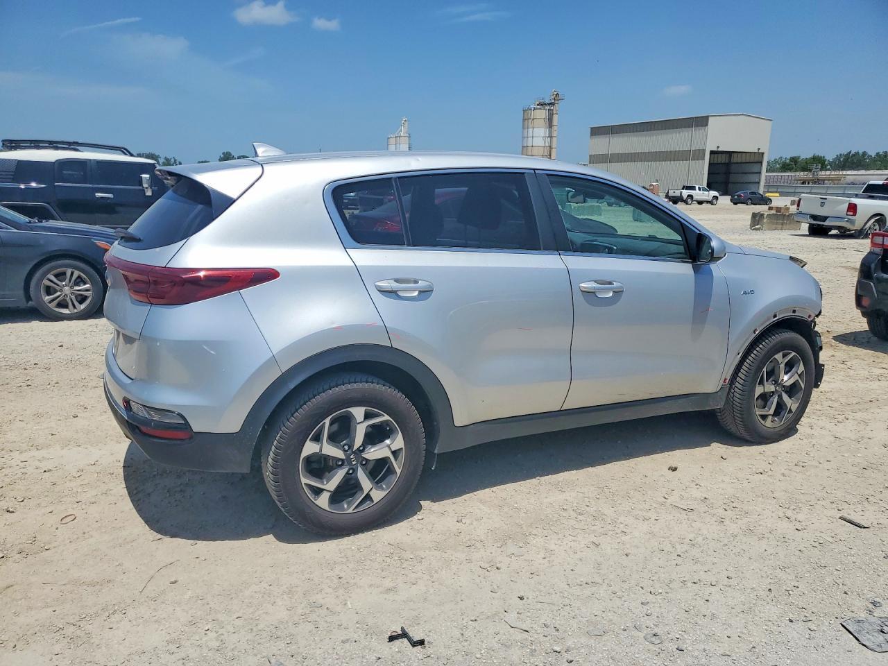 2020 Kia Sportage Lx - Фото 3