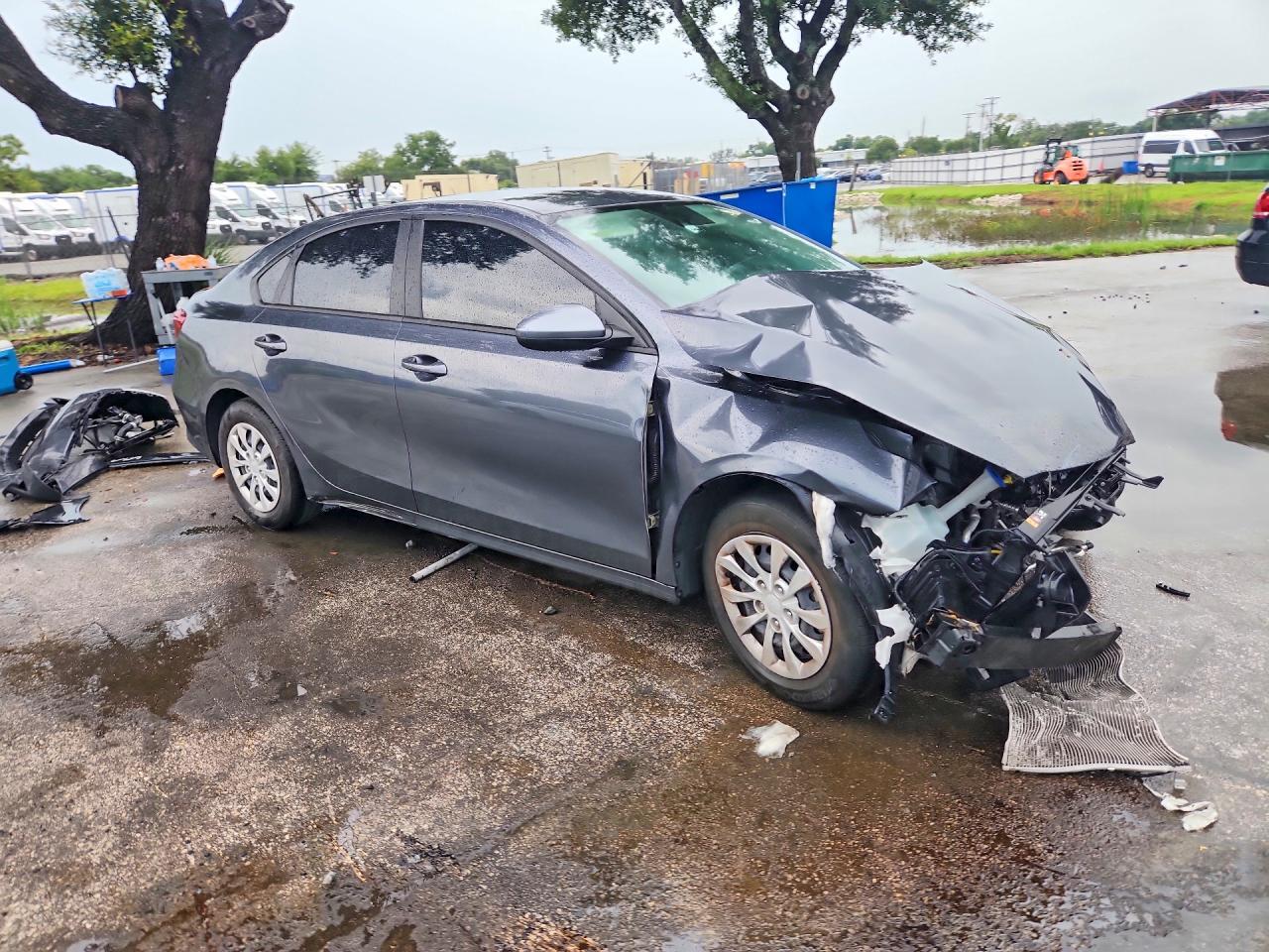 2023 Kia Forte Lx - Фото 4