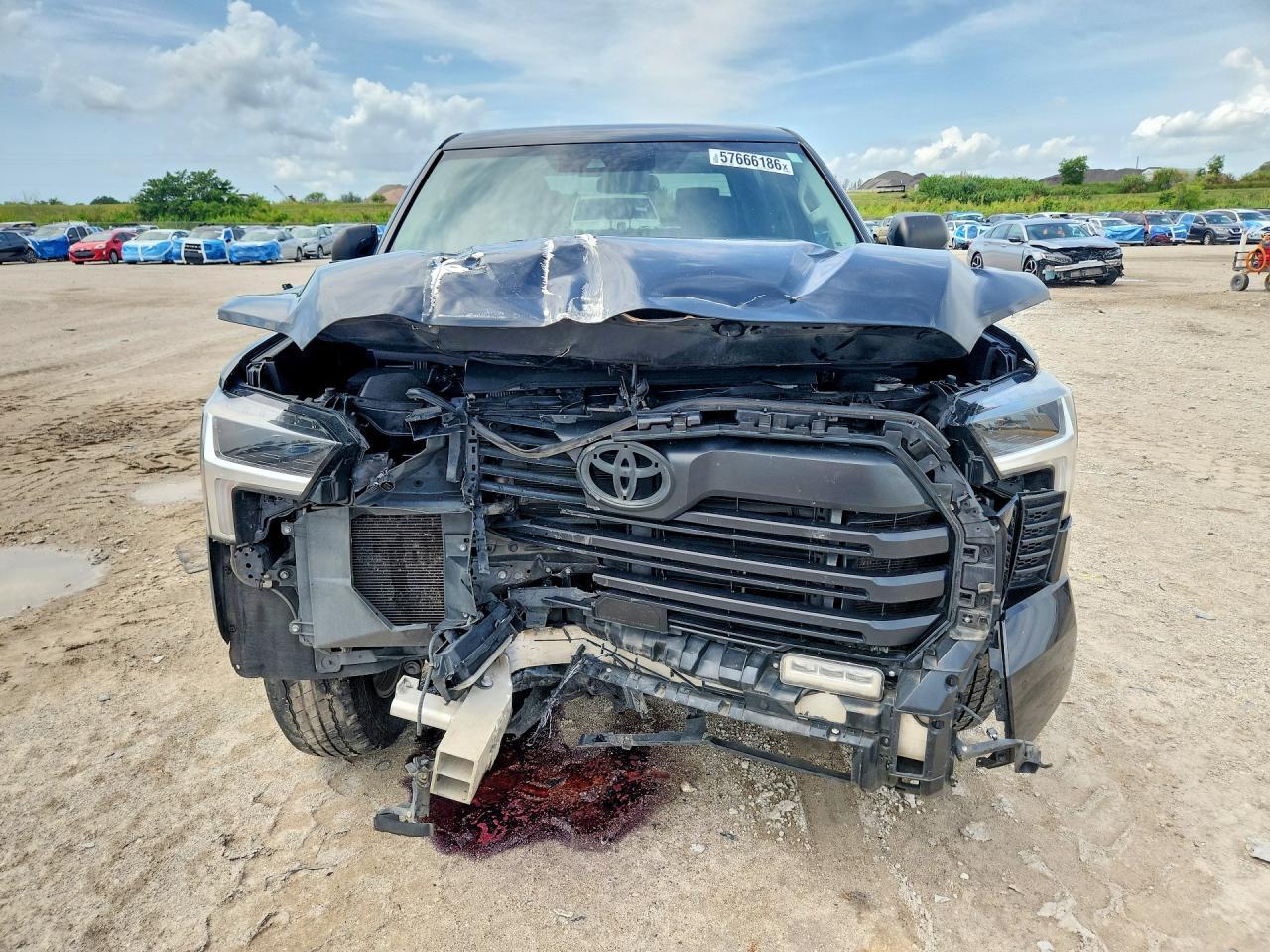 2022 Toyota Tundra Sr5 - Image 5