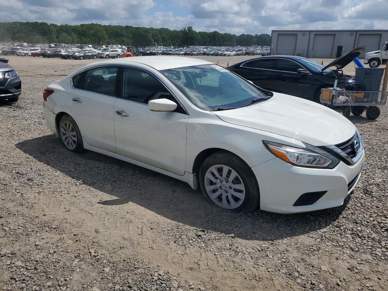 2018 Nissan Altima 2.5 S - Фото 4