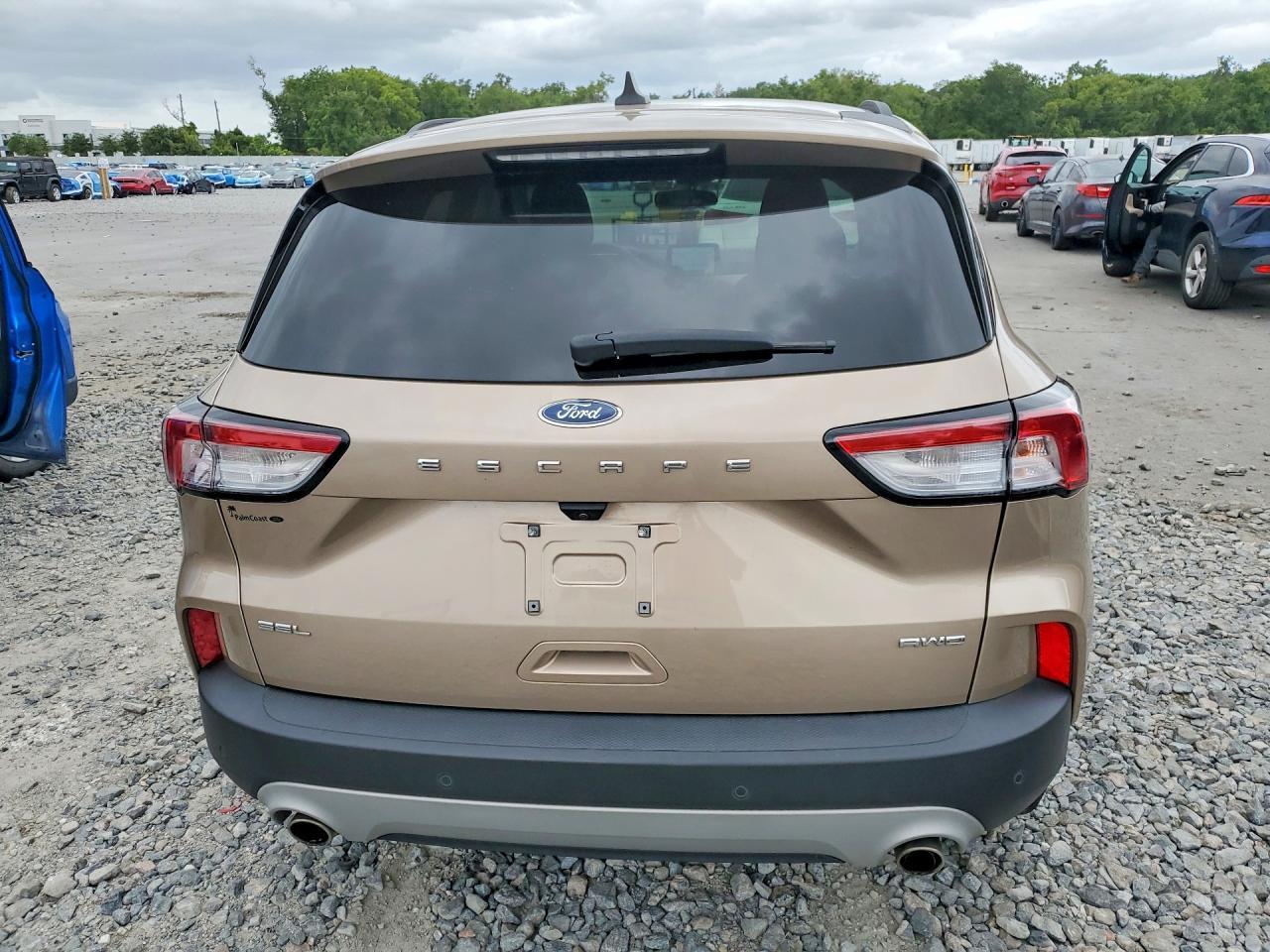 2020 Ford Escape Sel - Фото 6