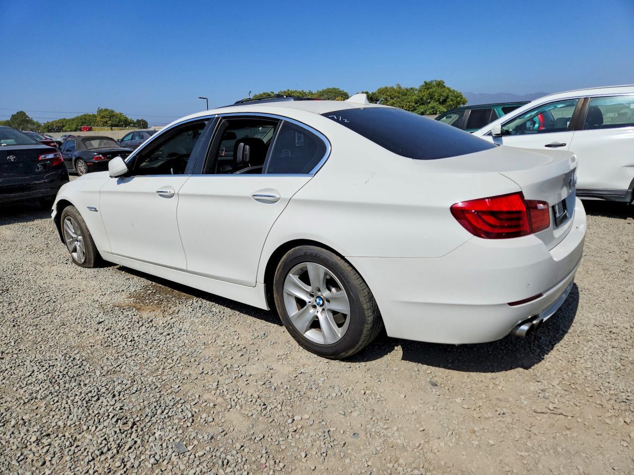 2012 BMW 528 I - Фото 2