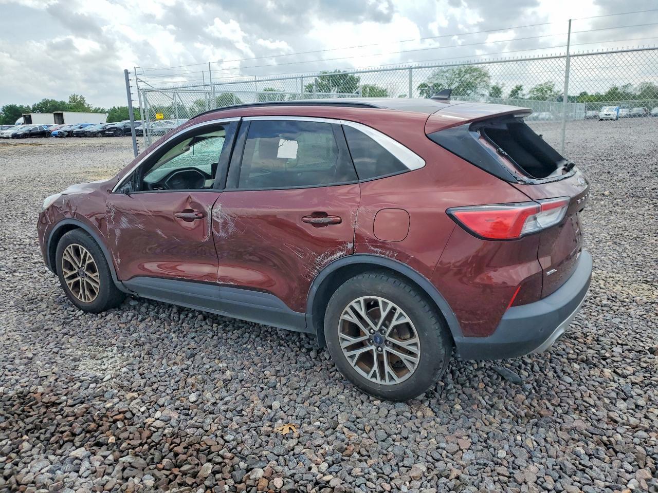 2021 Ford Escape Sel - Фото 2