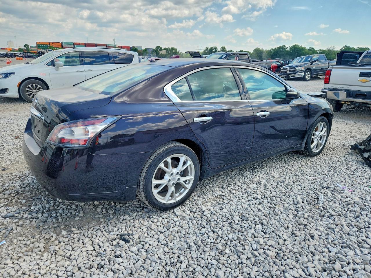 2012 Nissan Maxima 3.5 S - Image 3