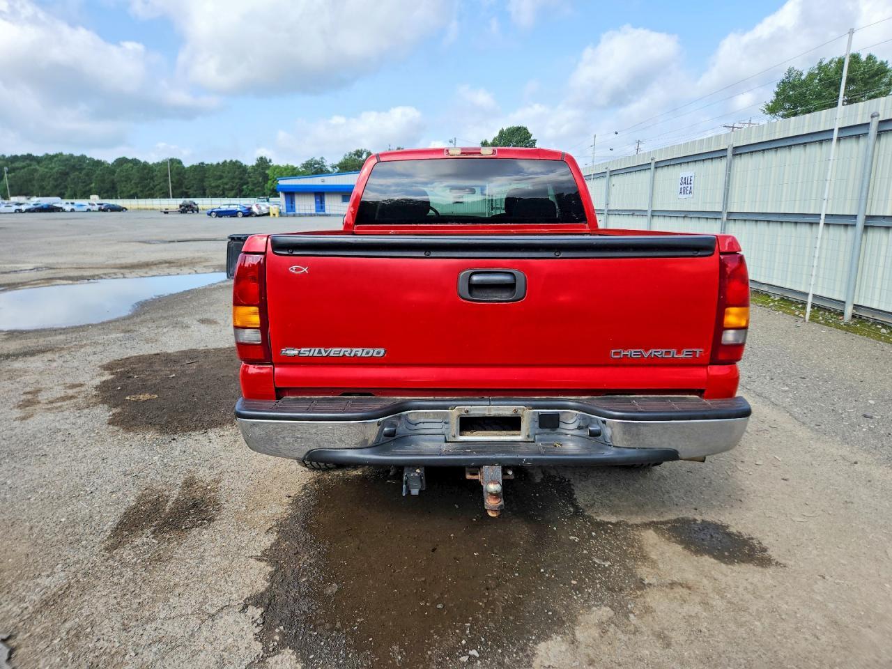 2000 Chevrolet Silverado C1500 - Image 6