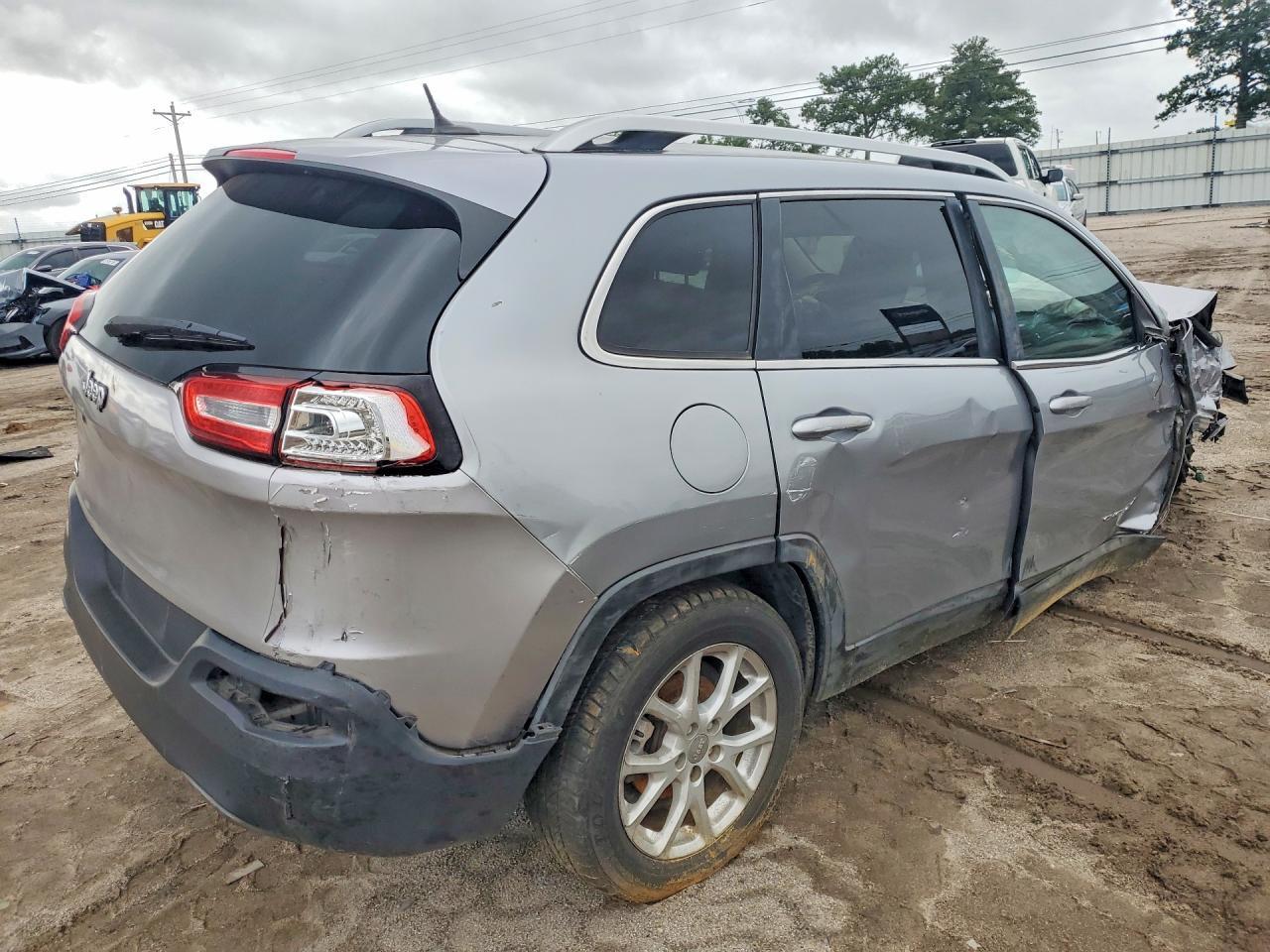 2014 Jeep Cherokee Latitude - Фото 3