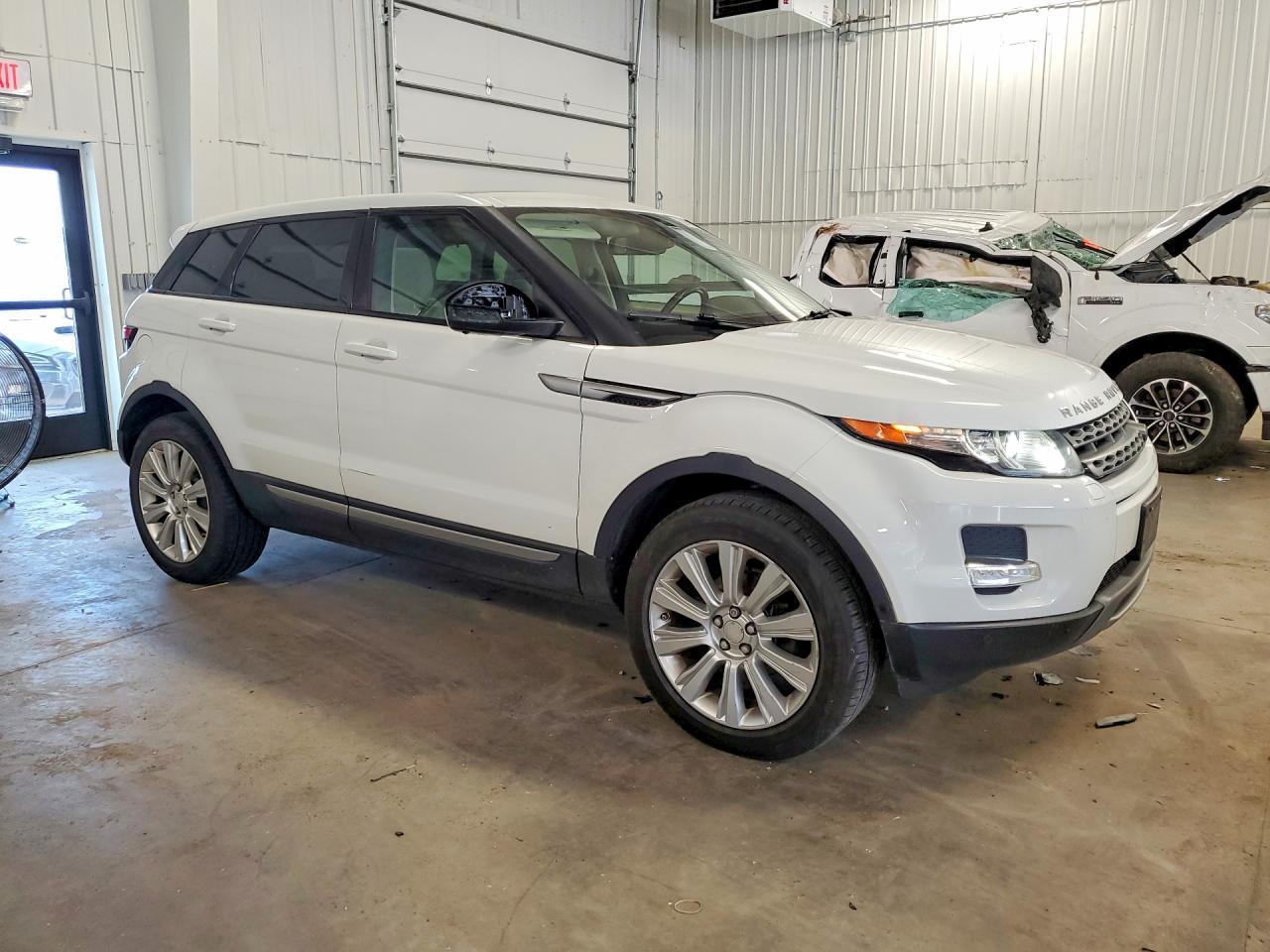 2015 Land Rover Range Rover Evoque Pure Plus - Фото 4