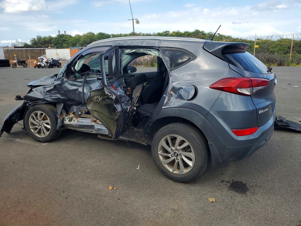 2017 Hyundai Tucson Se - Фото 2