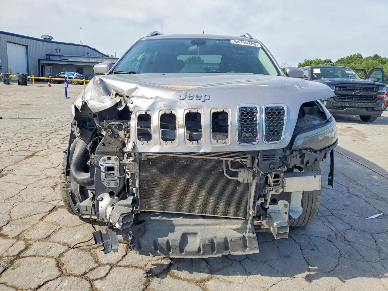 2019 Jeep Cherokee Latitude - Фото 5