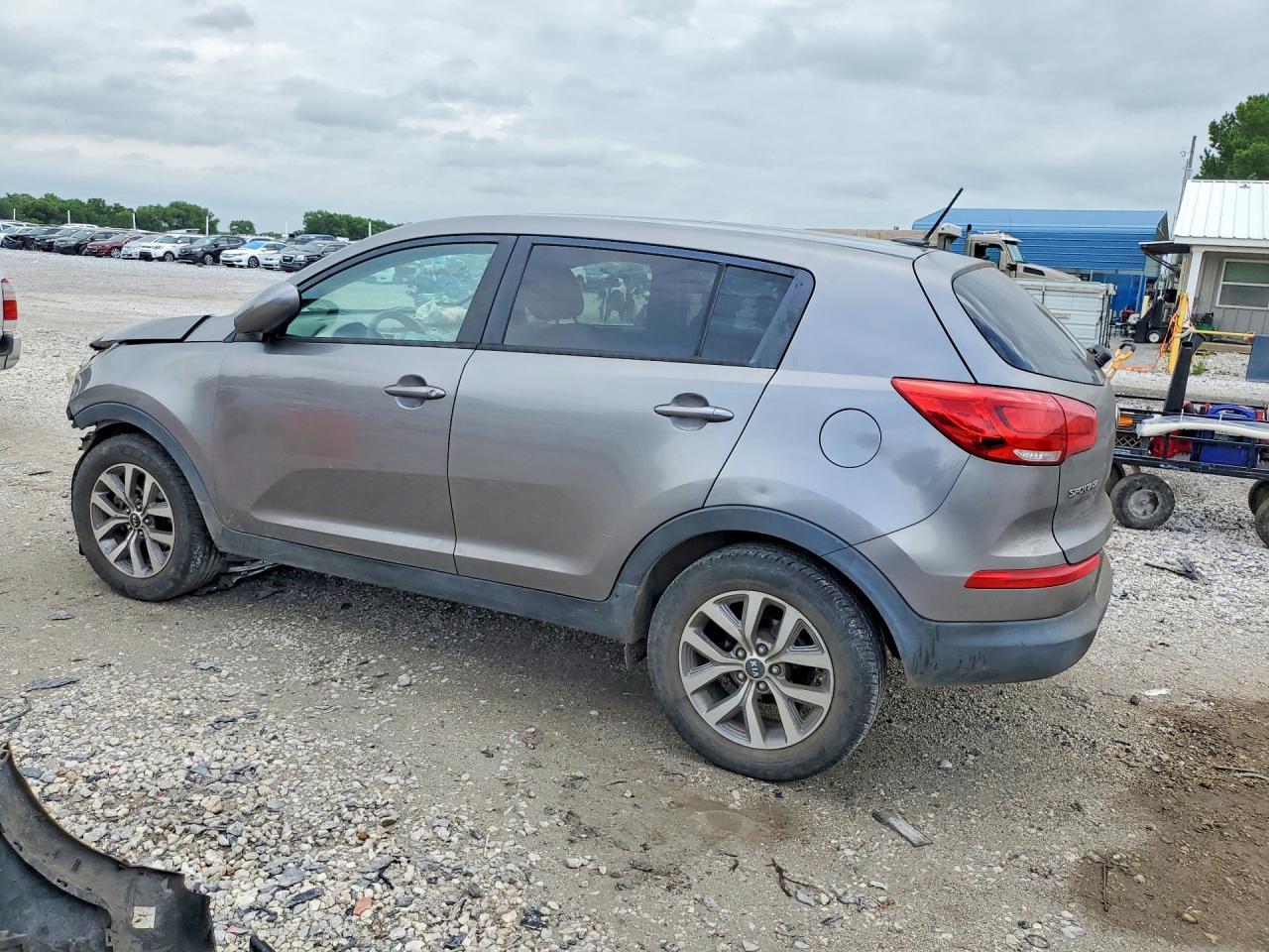 2016 Kia Sportage Lx - Image 2