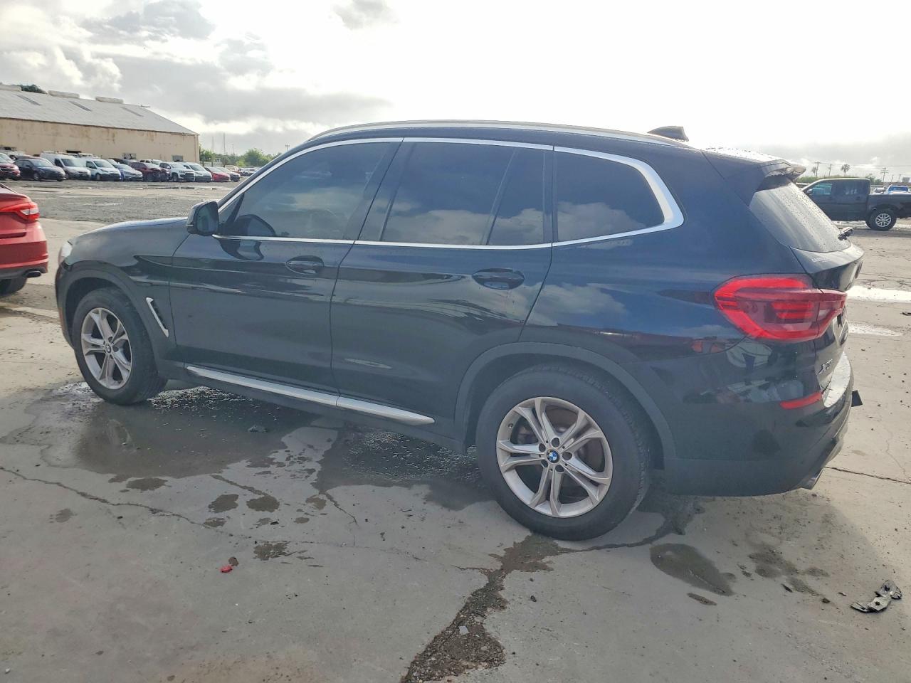 2021 BMW X3 Sdrive30I - Фото 2