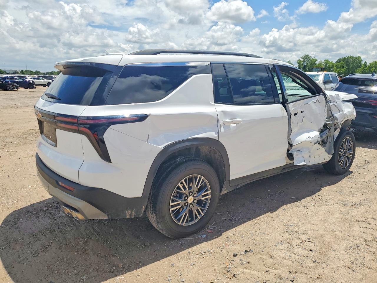 2026 Chevrolet Traverse Lt - Фото 4
