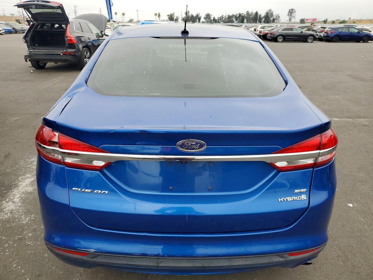 2017 Ford Fusion Se Hybrid - Image 6