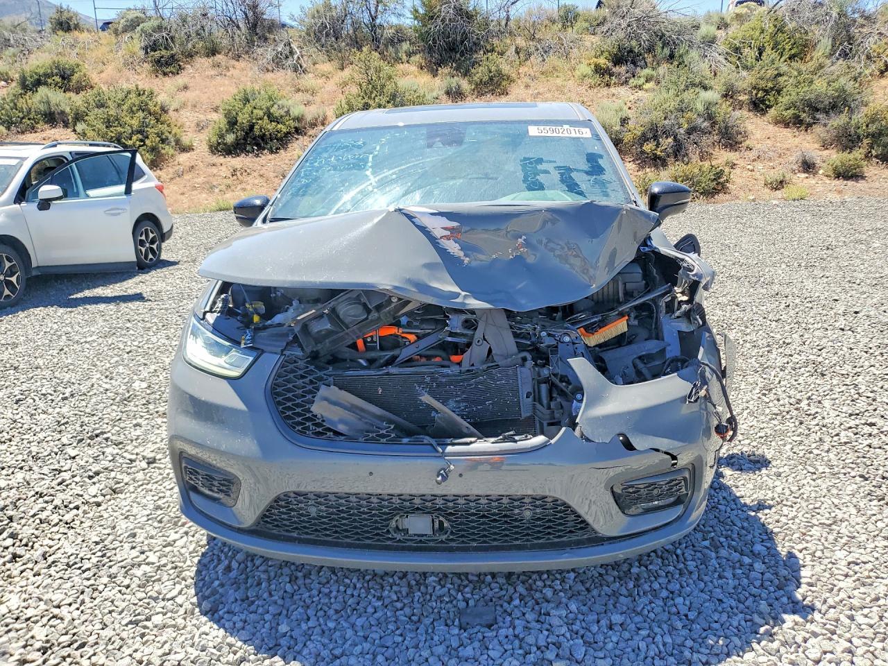 2023 Chrysler Pacifica Hybrid Limited - Image 5