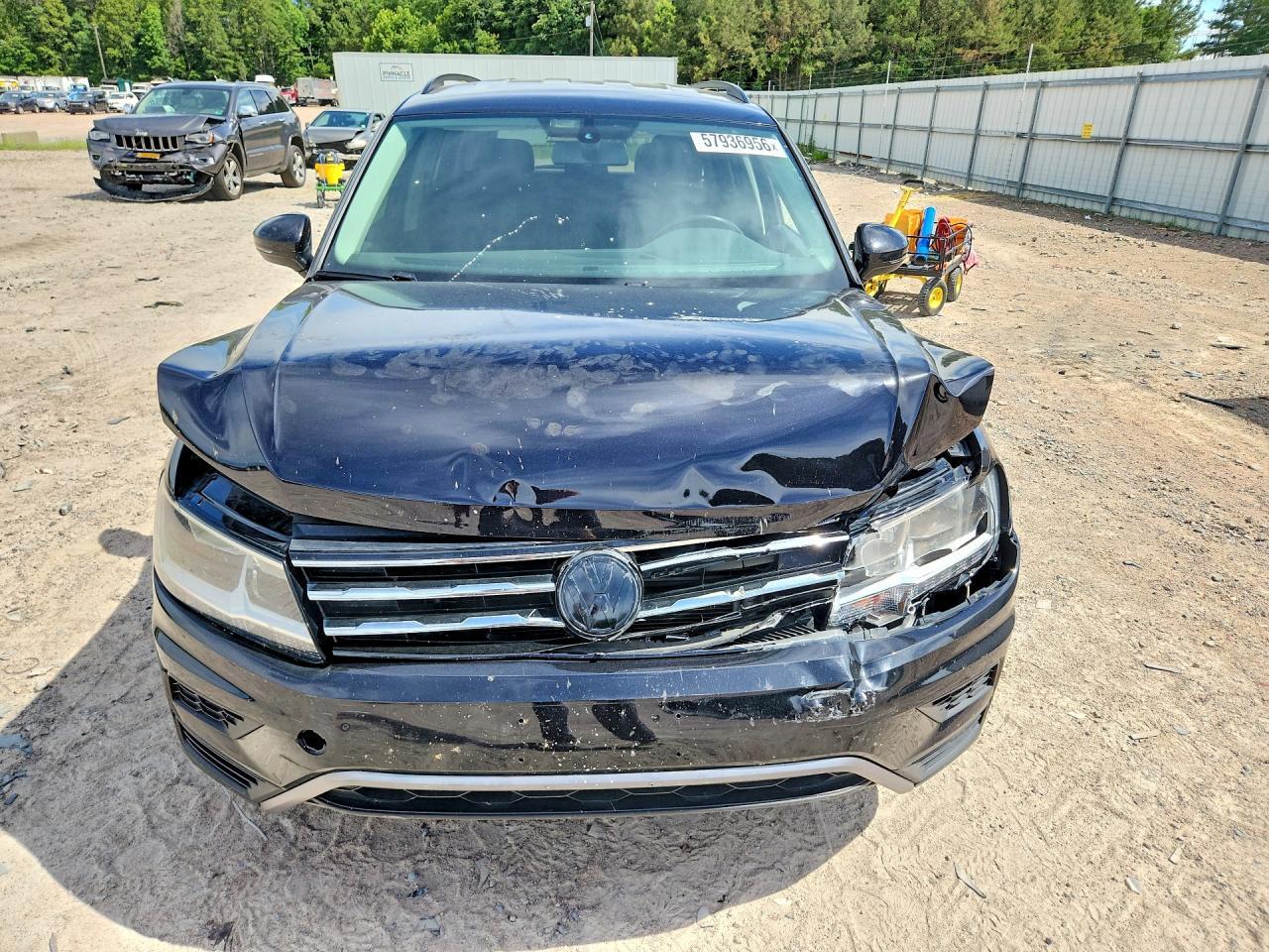 2018 Volkswagen Tiguan Se - Фото 5