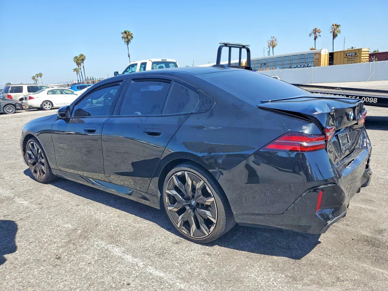 2024 BMW 530 I - Фото 2
