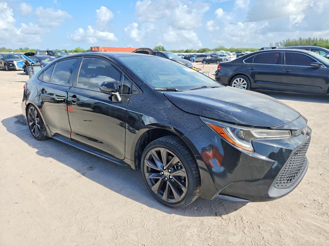 2020 Toyota Corolla Le - Image 4