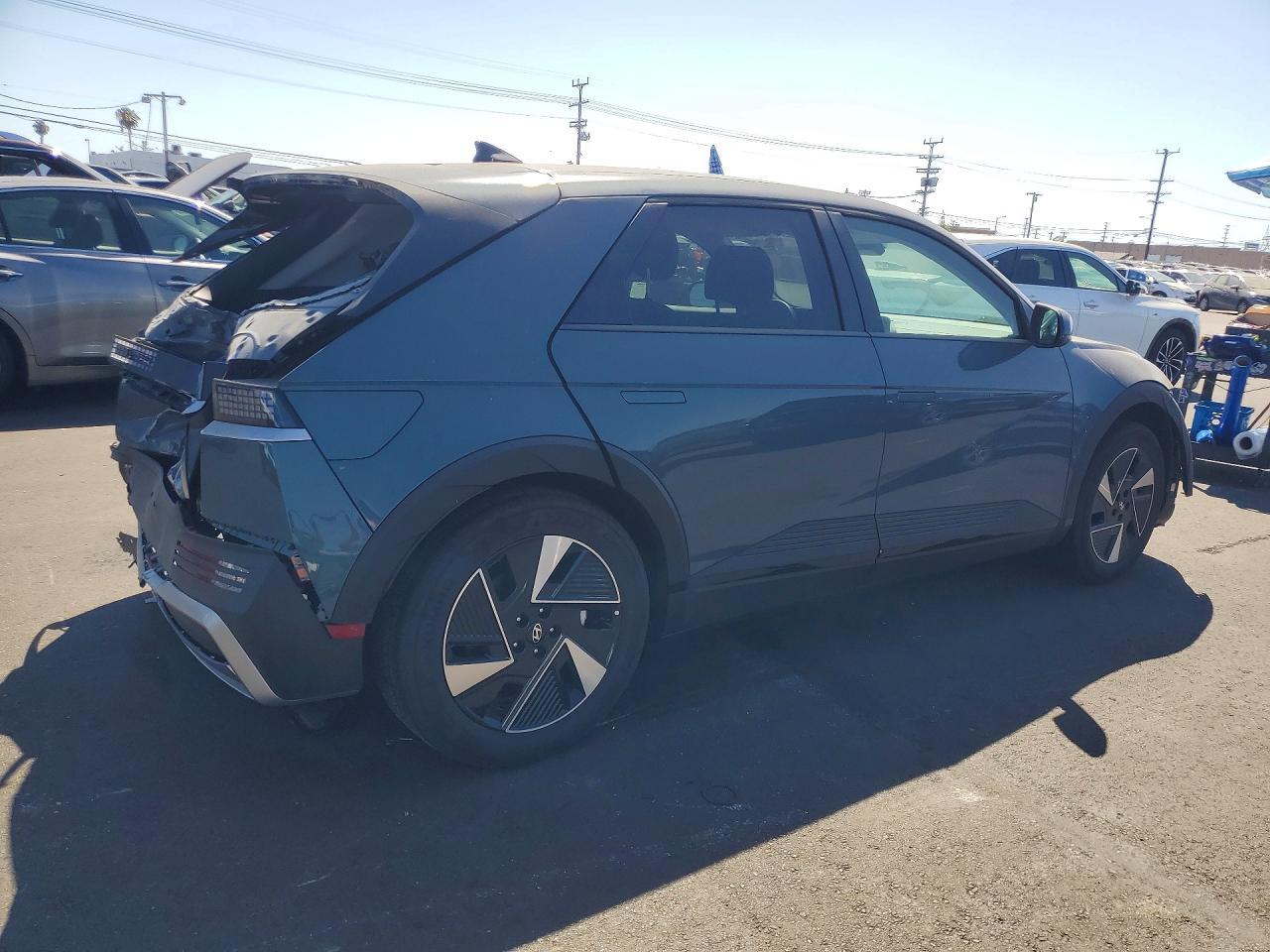 2026 Hyundai Ioniq 5 Se - Image 3
