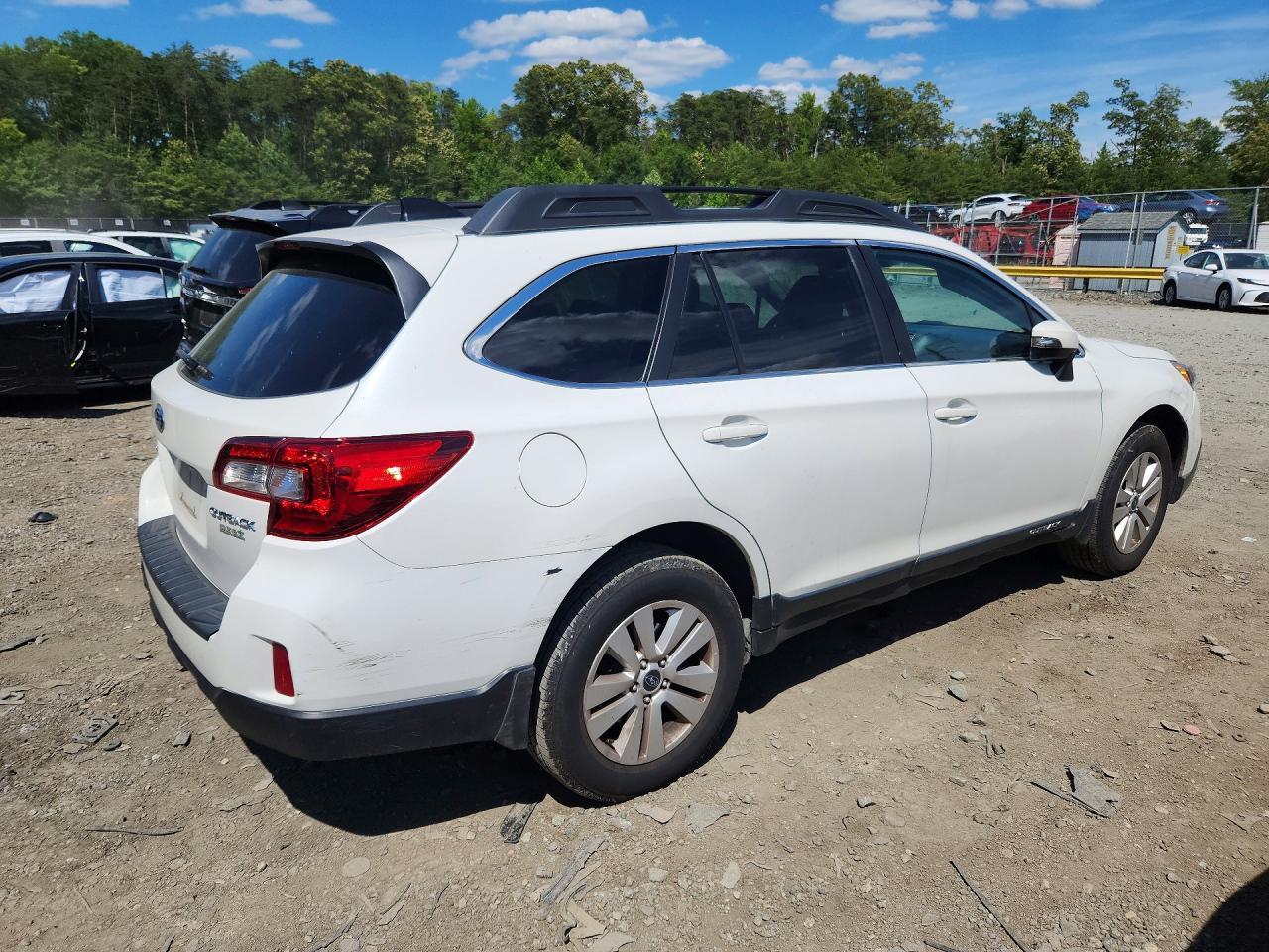 2016 Subaru Outback 2.5I Premium - Фото 3