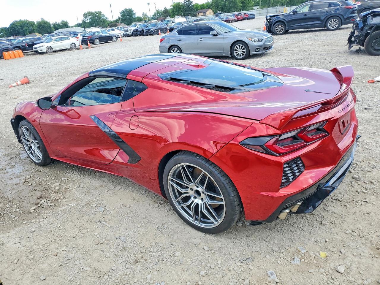 2023 Chevrolet Corvette Stingray 2Lt - Фото 2