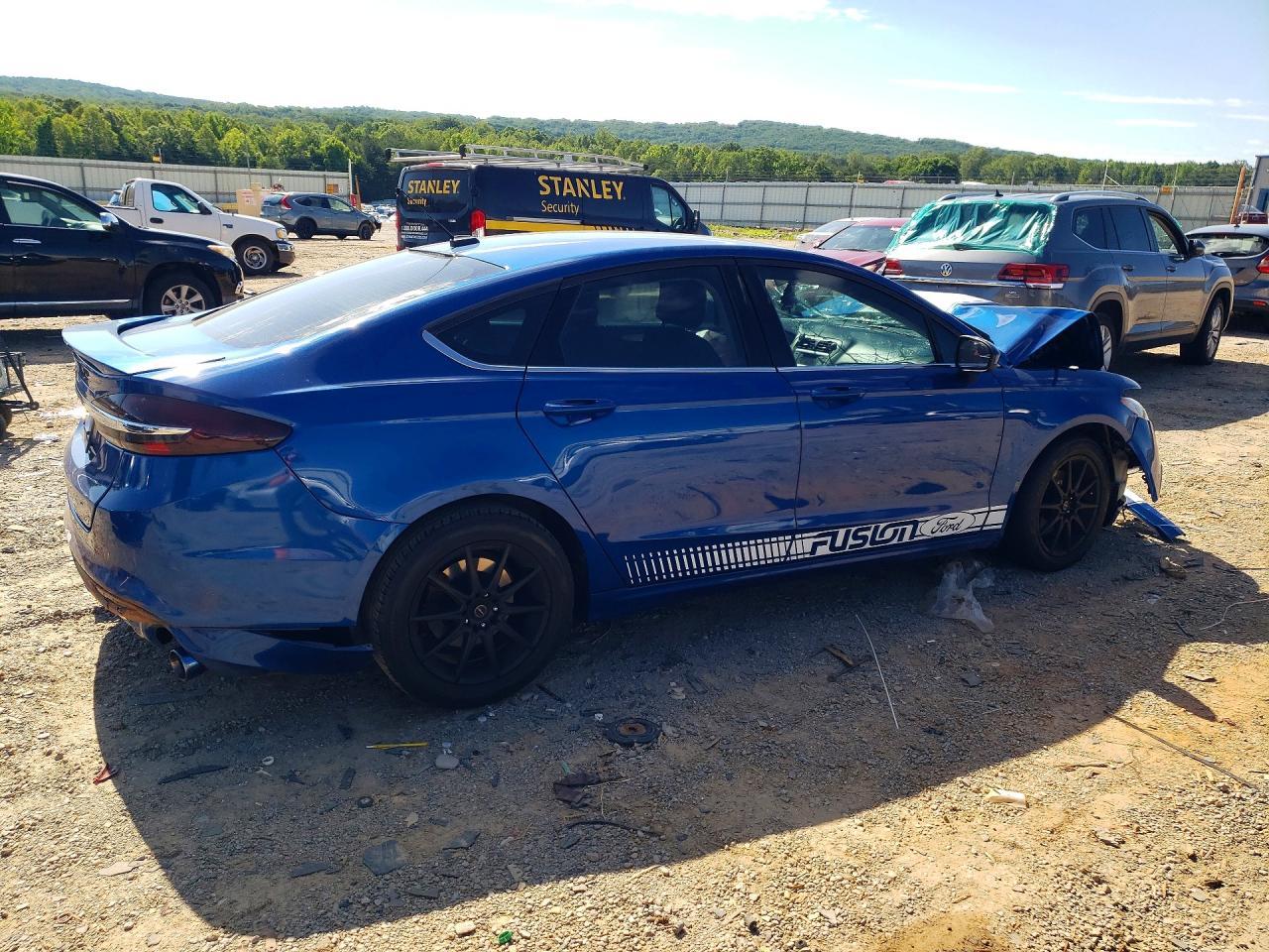 2017 Ford Fusion Se - Фото 3