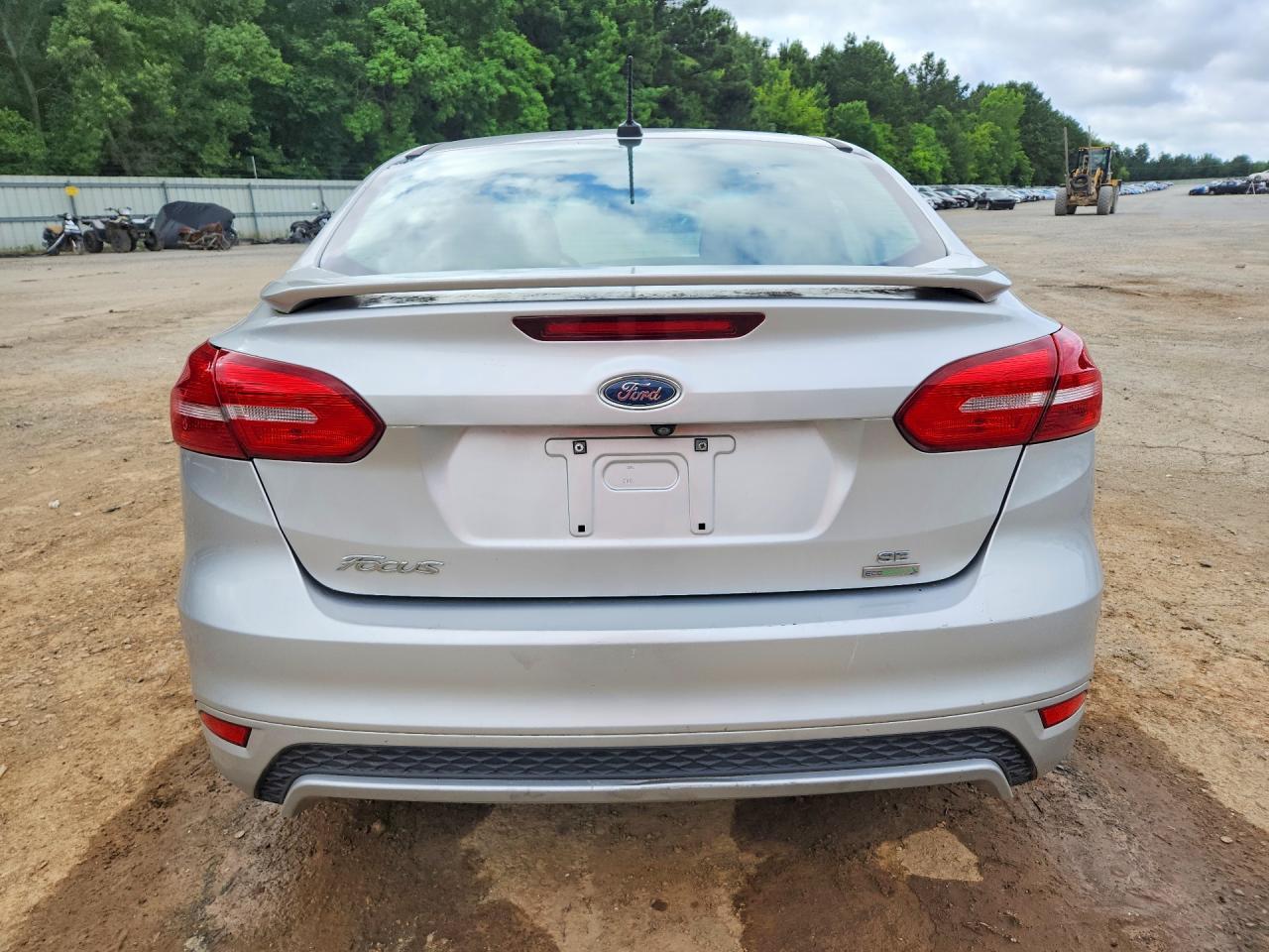 2015 Ford Focus Se - Image 6