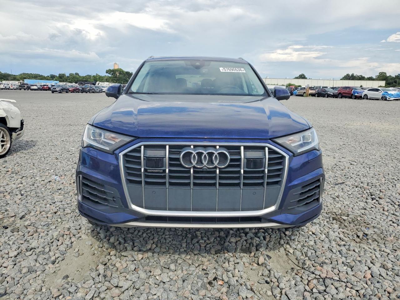 2022 Audi Q7 Premium Plus - Фото 5