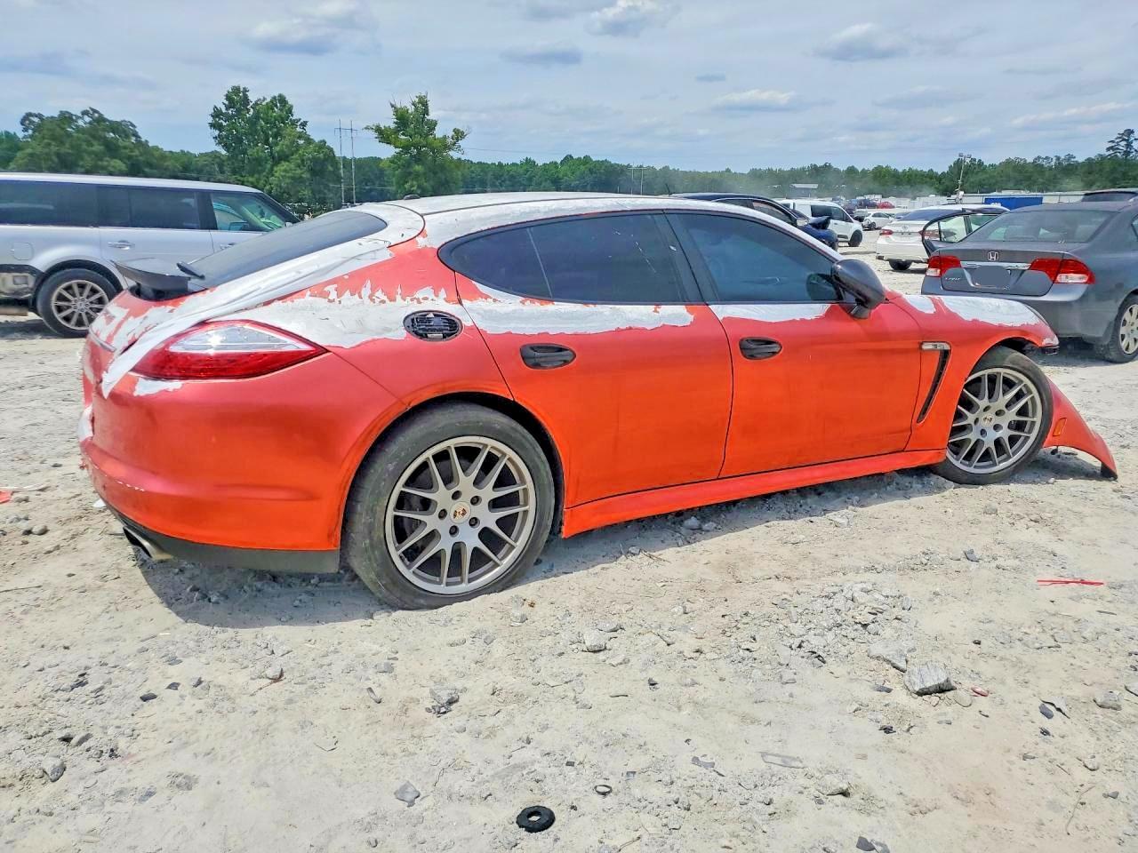 2011 Porsche Panamera Base (2Wd), 4 (4Wd) - Фото 3