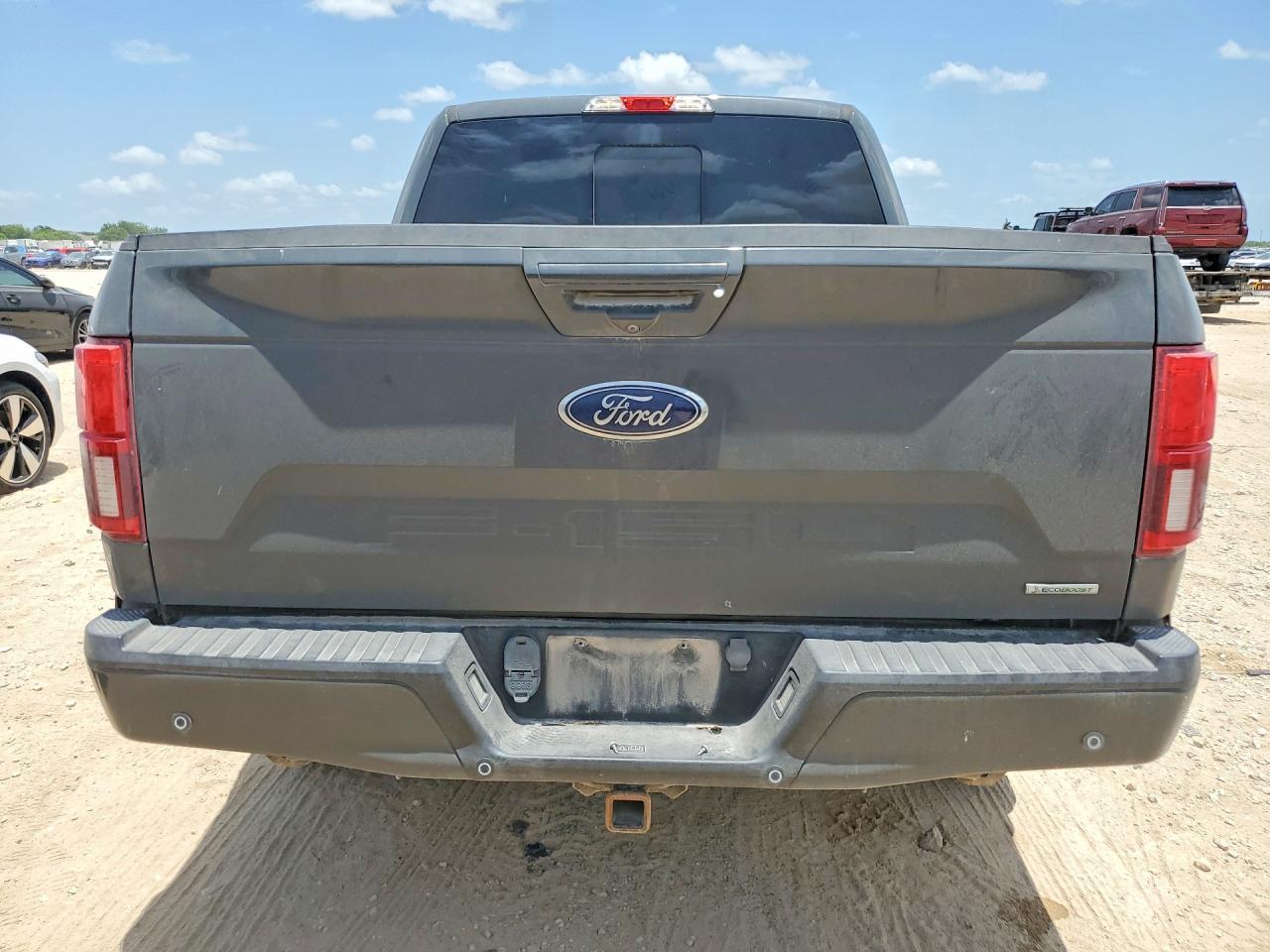 2018 Ford F150 - Фото 6