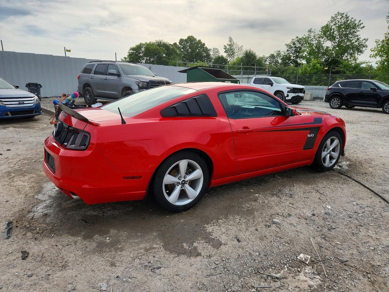 2013 Ford Mustang Gt - Фото 3