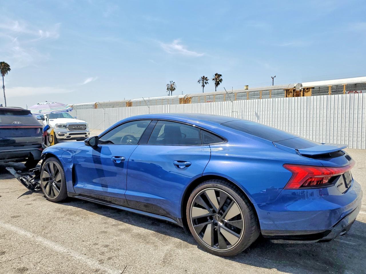 2024 Audi E-Tron Gt Prestige - Фото 2