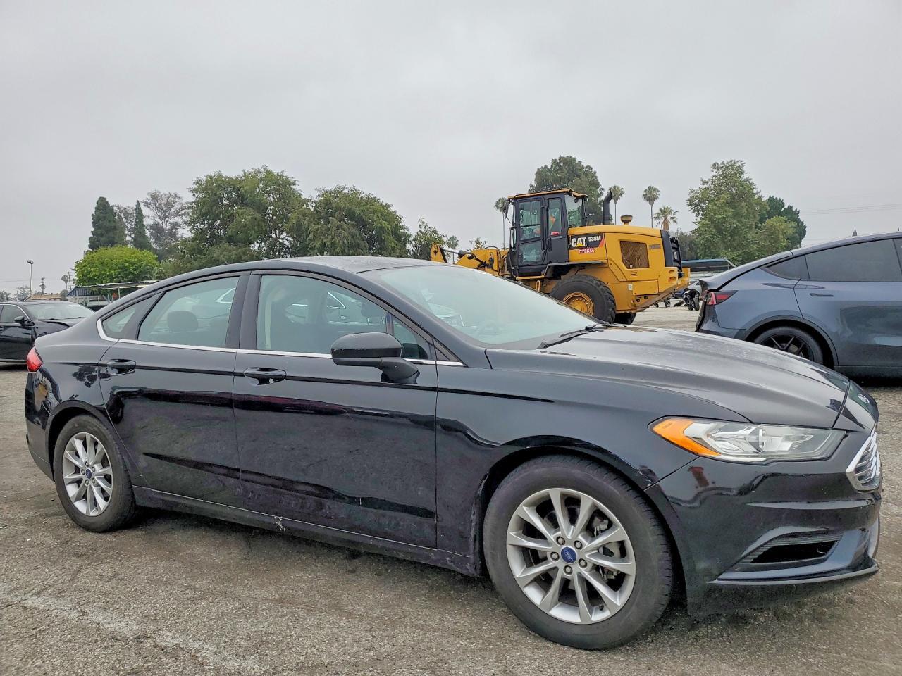 2017 Ford Fusion Se - Фото 4